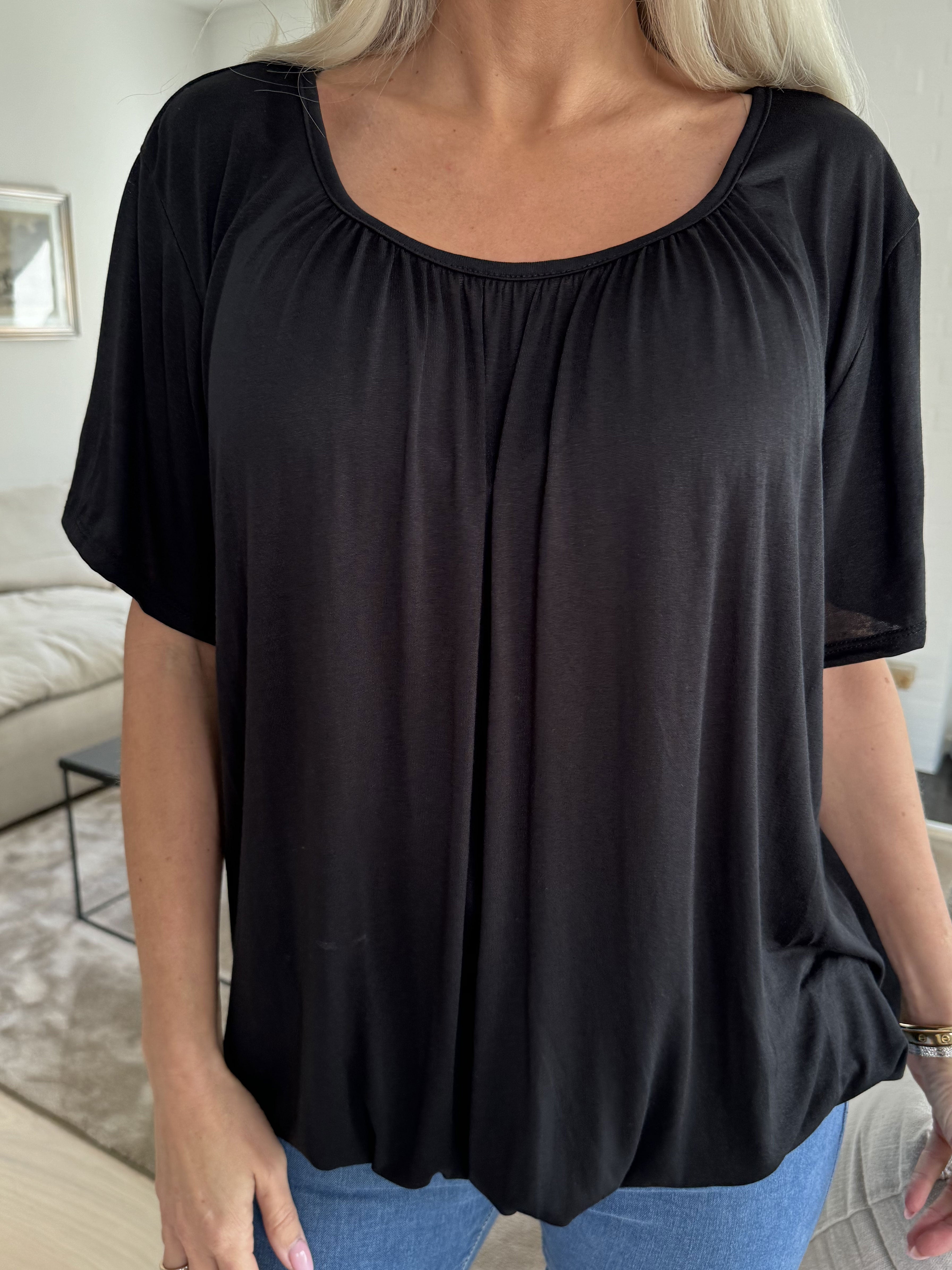 Miracle t-shirt - Basis t-shirt med elastik forneden (bestseller)